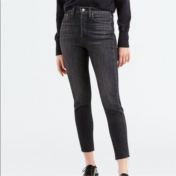 Levi's Denim - Levi’s wedgie fit jeans 👖